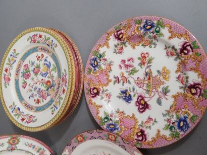 Minton et porcelaine anglaise. Assiettes...