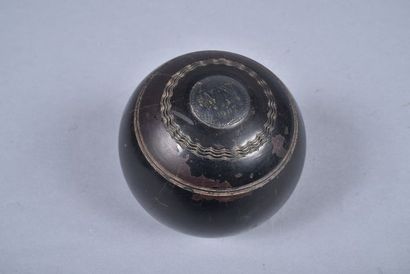 JEU DE WOOD ou BOULINGRIN. Boule n°2 en gaïac...