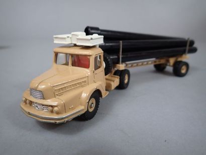 DINKY SUPERTOYS France. Réf. 893. Tracteur...