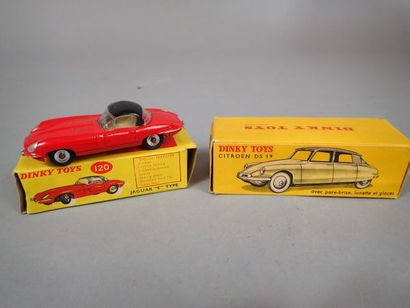 DINKY TOYS GB. Réf. 120. Jaguar type E. Usures....
