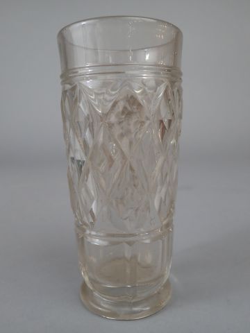 Ensemble de 16 verres dépareillés à eau et...
