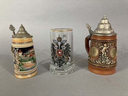 Trois chopes : une en verre » Austria » et...