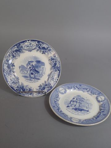 Creil Montereau. Deux assiettes en faïence...