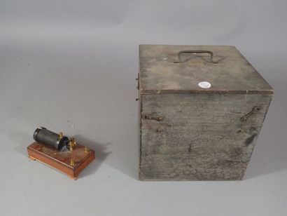 A.GAIFFE à Paris. Coffret en bois noir numéroté...