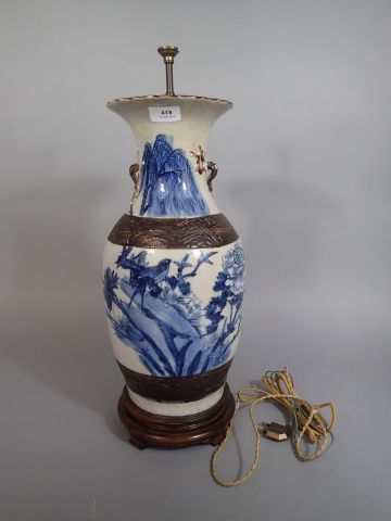 Vase monté en lampe en porcelaine de Chine...