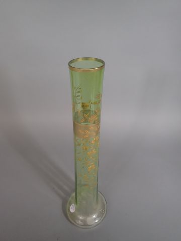 MOSER à Karlsab, vase soliflore en verre...
