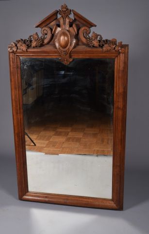 * Grand miroir de cheminée en chêne mouluré...