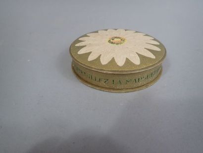 Boîte de chocolat ancienne en carton 