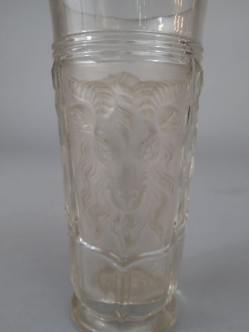 Ensemble de 16 verres dépareillés à eau et...
