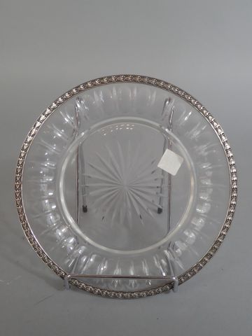 CAILAR BAYARD assiette en cristal taillé...