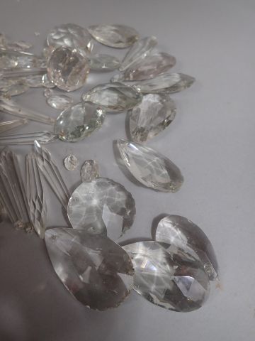 Ensemble de pampilles en verre en vrac