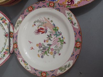 Minton et porcelaine anglaise. Assiettes...
