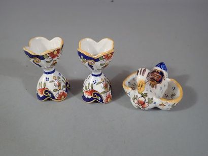 Manufacture de Desvres, Paire de coquetiers...