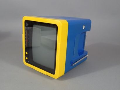 LIWACO PRODUCTS. Téléviseur portable, 18...