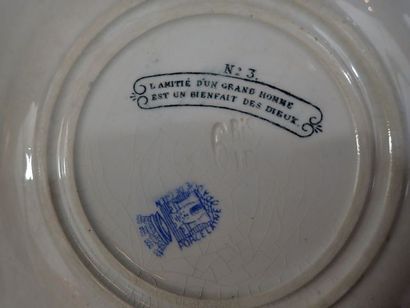 Gien . Six assiettes en faïence à décor imprimé,...