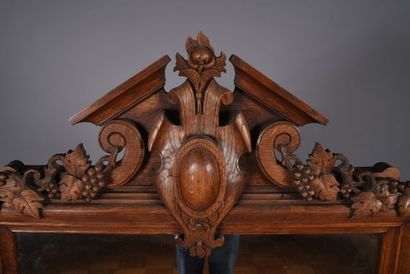 * Grand miroir de cheminée en chêne mouluré...