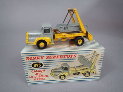DINKY SUPERTOYS France. Réf 895. Camion Unic...