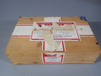 Ensemble médical comprenant :21 bandes de...