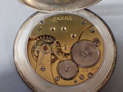 *OMEGA, montre de gousset en argent, cadran...