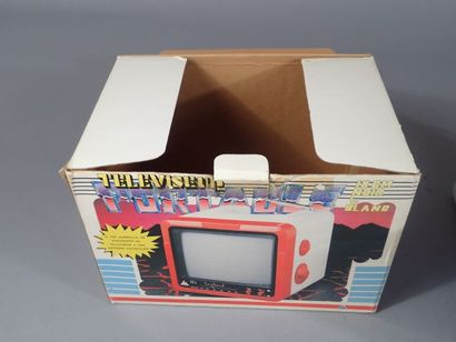 LIWACO PRODUCTS. Téléviseur portable, 18...