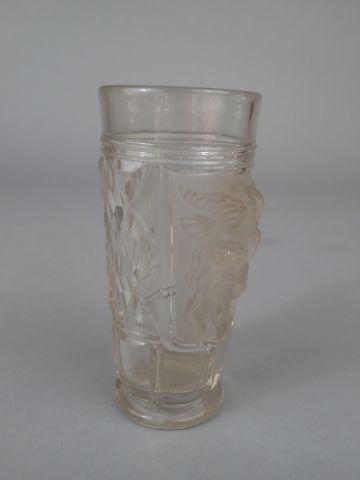 Ensemble de 16 verres dépareillés à eau et...