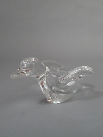 * Trois vide-poches en cristal. Canard de...