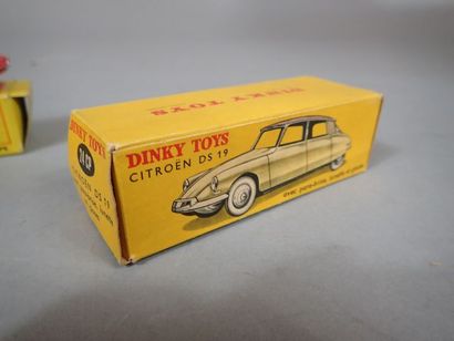 DINKY TOYS GB. Réf. 120. Jaguar type E. Usures....