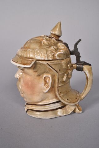Chope anthropomorphe « Bismarck » en céramique...