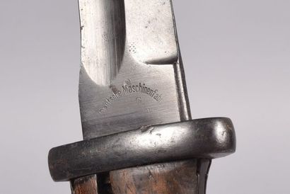 Baïonnette allemande modèle 1884-98 à dents...