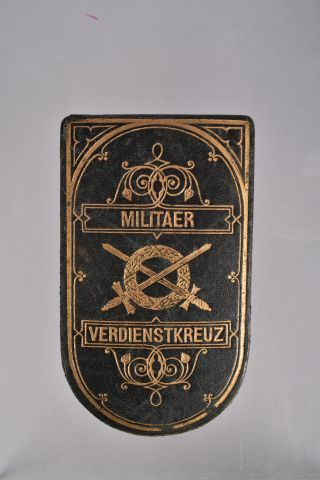 Autriche. Croix du mérite militaire, insigne...