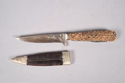 Couteau allemand de type chasse à poignée...