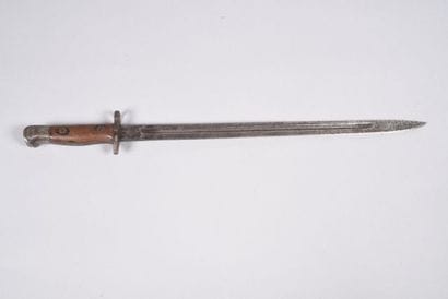 GB. Baïonnette modèle 1907, poignée à plaquette...