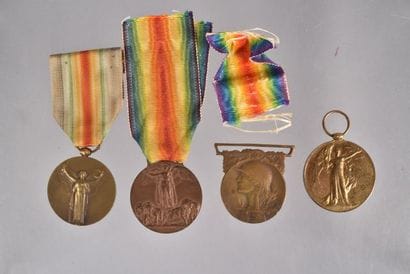 Médaille interalliée. Ensemble de 3 médailles...