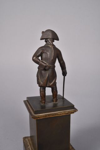 « Frederich II, roi de Prusse ». Bronze à...