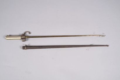 France. Baïonnette modèle 1886, 1er type...