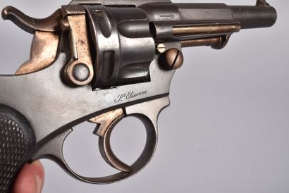 Revolver type 1874 de la manufacture d’Armes...