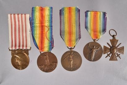 Médaille interalliée. Ensemble de 5 décorations...