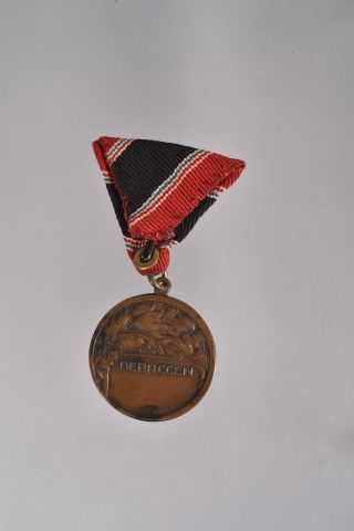 Hongrie. Médaille des violences de Guerre,...