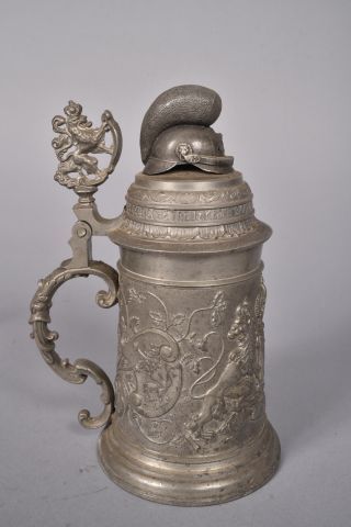 Chope bavaroise en étain commémorant les...