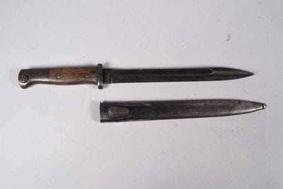 Baïonnette allemande modèle 1884-98 à dents...