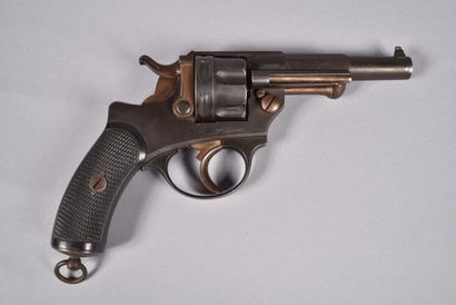 Revolver type 1874 de la manufacture d’Armes...