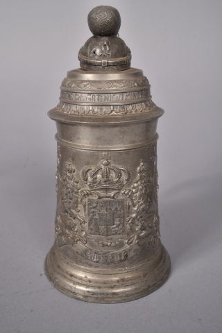 Chope bavaroise en étain commémorant les...