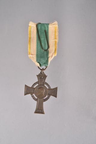 Saxe. Croix du mérite de Guerre, avec ru...