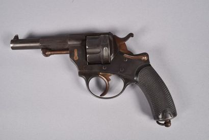 Revolver type 1874 de la manufacture d’Armes...