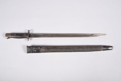 GB. Baïonnette modèle 1907, poignée à plaquette...