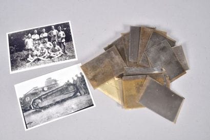 Lot d’environ 60 négatifs de photographies...