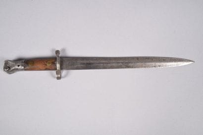 GB. Baïonnette modèle 1888. Poignée à plaquette...