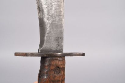 US. Bolo M-1917. Poignée à 2 plaquettes bois...