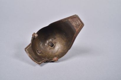 Casque à pointe prussien. Presse-papier en...