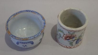 FOURMAINTRAUX-COURQUIN-DESVRES. Petit pot...